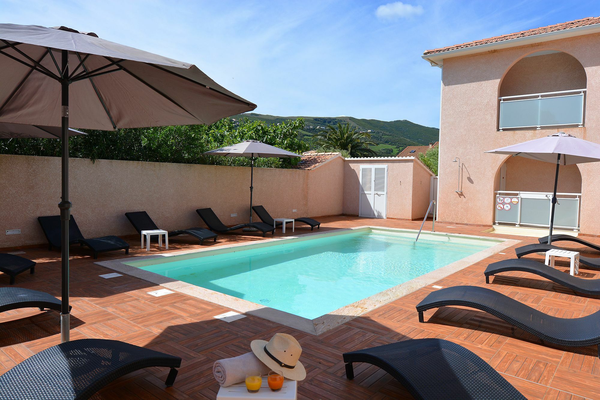 Hotel U Ricordu & Spa Macinaggio  Exterior photo